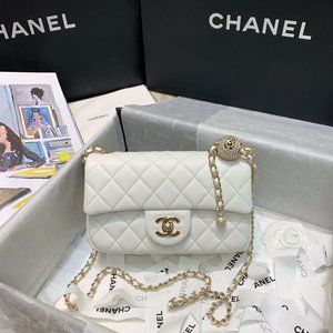 Gucci leather shoulder bag